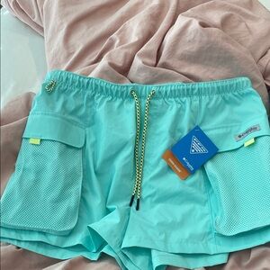 Columbia Turquoise Women's Cargo Shorts
